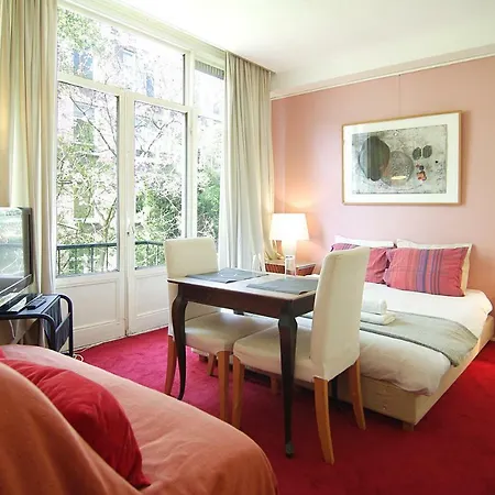 Wooden Mill Pensión 3*